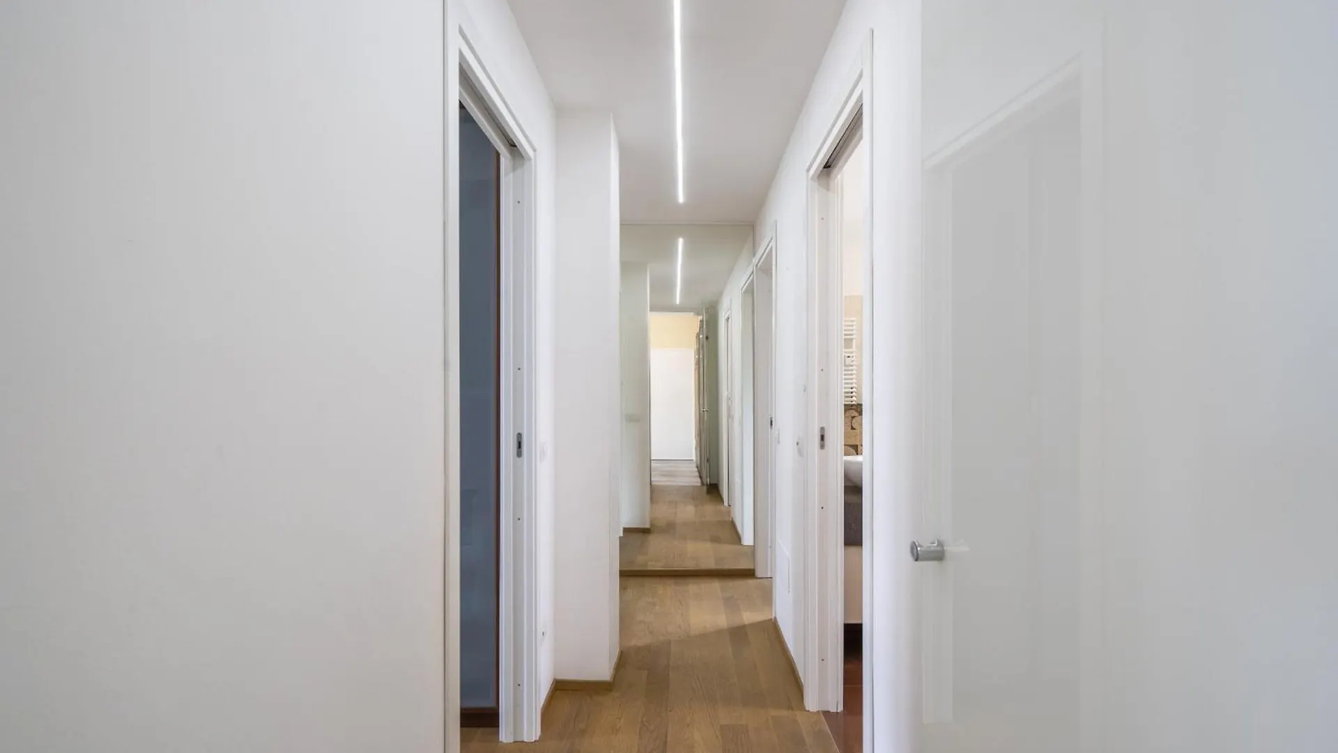 Apartment Glamorous Terrace Excl 3Bdr A 300Mt Da Centrale Milan Italy
